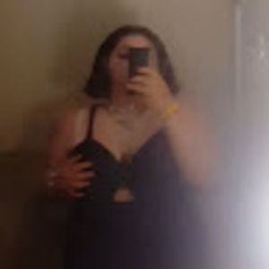 Meet your Posher, Riah